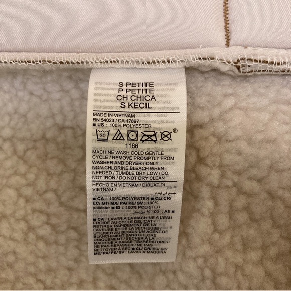 NWT Old Navy Faux-Suede Sherpa-Trim Vest - Picture 6 of 7